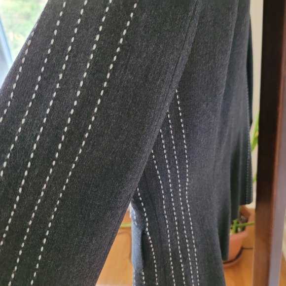 Andy The-Anh Grey Wool Blazer - Picture 4 of 12